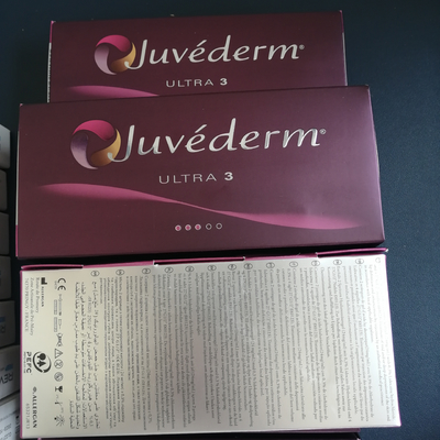 حشو الشفاه عن طريق الحقن Juvederm Ultra3 لخطوط الوجه الناضجة