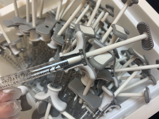 حقن حمض الهيالورونيك جلدي حشو Juvederm Ultra 3 Lips
