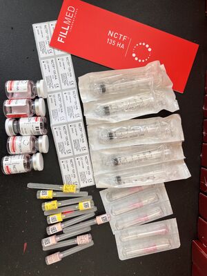 محلول ميزوثيرابي لإصلاح الخلايا التالفة يتميز بحمض الهيالورونيك صغير الجزيء موديل 3 مل 5 يدعم إصلاح البشرة والترطيب العميق