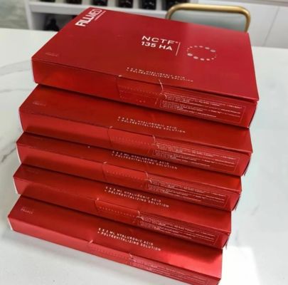 مصل فيلورجا NCTF 135HA للميزوثيرابي مع مجموعة علاجية لـ 5 علاجات لتحسين الترطيب وشد البشرة